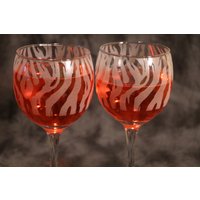 Zebra Oder Tiger Print Geätzte Rotweingläser 2Er Set von DeeLuxDesigns
