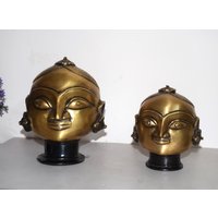 Göttin Gauri Kopf Skulptur | Messing Religiöser Lord Shiva Frau Gesicht Wohntempel Dekoration Set Von 02 Stück von DeepEnlightenment