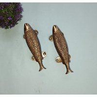 Lackiertes Messing Welser Türgriff Paar | Ozean Marine Thema Fisch Hardware Dekor von DeepEnlightenment