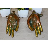 Mädchen Hand Türgriff Set | Yoga Form Griff Schrank Schublade Knäufe von DeepEnlightenment
