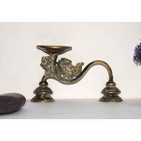 Messing Yali Pfau Vintage Lampe | Handarbeit Kerzenständer Diya Halter Religiöse Wohndekoration Gebetslampe von DeepEnlightenment