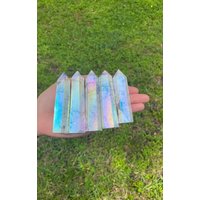 Angel Aura Howlite Kristallspitze Turm Obelisk Angel Aura Howlite Kristallspitze Turm Obelisk von DeesCrystalCreations
