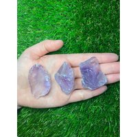 Natürliche Amethyst Rohstein Chunk Kristalle Natürliche Amethyst Rohstein Chunk Kristalle von DeesCrystalCreations