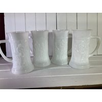 Bierkrug, Becher, Milchglas, Bundesglas, Tasse, Vintage Barware von DeesNewOldGems