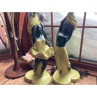 Lampen, Balletttänzer Favor Ware Statuen Chartreuse Chalkware Chalk Dancing Man Woman Figurine Canada Vintage von DeesNewOldGems