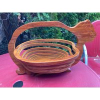 Obstkorb Holz Geschnitzte Katze Vintage Küche Dekor Zusammenklappbar Retro Handgemachte Faltbar Erweiterbar von DeesNewOldGems