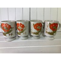 steingut, Tassen Sockel, Kaffee, 4 Tassen, Glasiert, Vintage, Blume, Handbemalt, Mcm, Mid Century von DeesNewOldGems