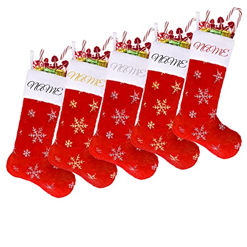 Deggodech Personalisierter Weihnachtsstrumpf Fell mit Namen Personalized Christmas Stockings Name Personalisierte Weihnachtsstrümpfe Rot Weiß mit Schneeflocken für Weihnachten Kamin Deko 5 Stück von Deggodech