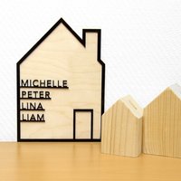 Holzschild Haus | Unsere Familie Schwarz Familienschild Wunschname von DeinLieblingsteil