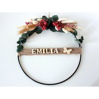 Personalisierter Türkranz Mit Trockenblumen, Namensschild Kinderzimmer, Flower Hoop Loop, Wohnaccessoire Aufhänger von DeinWohnLiebling