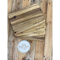Holzbrettchen "Lieblingsmensch+Herz" Rund Personalisiert - Geschenk, Schneidebrett, Frühstücksbrett von DeinbestesStueck
