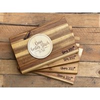 Holzbrettchen "Schwangerschaftsverkündung" Personalisiert - Geschenk, Schneidebrett, Frühstücksbrett von DeinbestesStueck