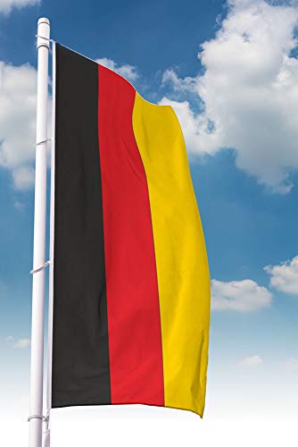 Deutschland Flagge 150 x 400 cm - für Fahnenmast, Deutschlandfahne aus reißfestem Fahnen-Polyester-Stoff, Hissfahne wetterfest und UV-beständig von Deitert