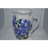 Handarbeit/Keramik Krug Blaue Blumen Geschirr Trinkbehälter Wasser Blau Trinken von DejaVuDeco