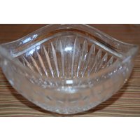Sale/Glasschale Klare Schale Geschliffene Glas Runde Konfektschale Gewürzschale Servierschale von DejaVuDeco