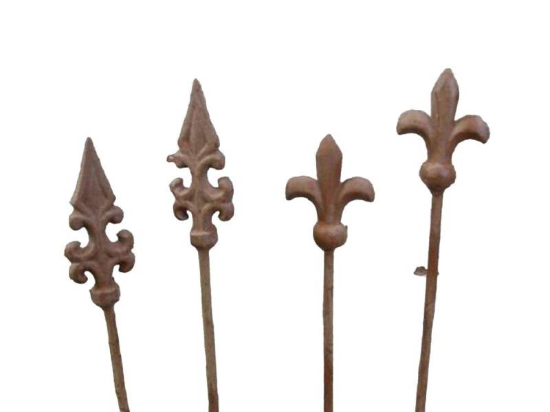 Deko-Impression Gartenstecker 4 Stück Rankstäbe Rankhilfe verzierte Spitze Eisen Rost 4 x 60 cm (4-St) von Deko-Impression