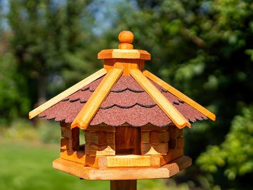 Deko-Shop-Hannusch Vogelhaus wahlweise mit Ständer und Solarbeleuchtung, Verschiedene Größen L - XXL, Futtersilo, wetterfestes Bitumendach (Größe M, rot) von Deko-Shop-Hannusch