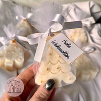 Tannenbaumkerze | Weihnachtskerze Wichtelgeschenk Weihnachtsgrüße Geschenkidee Christmas Candle Raps - Und Paraffinwachsgemisch Tannenbaumkerze | Weihnachtskerze Wichtelgeschenk Weihnachtsgrüße Geschenkidee Christmas Candle Raps - Und Paraffinwachsgemisch von DekoKennerin