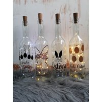 Weinflasche Leuchtflasche Frohe Ostern Ostergeschenk Dekoration Personalisierbar Osterhase Ostereier Geschenk Mama Papa Oma Opa Individuell Weinflasche Leuchtflasche Frohe Ostern Ostergeschenk Dekoration Personalisierbar Osterhase Ostereier Geschenk Mama Papa Oma Opa Individuell von DekoKompass