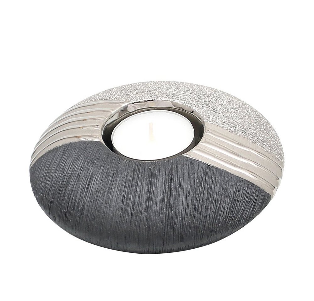 Dekohelden24 Teelichthalter Edler Designer Keramik Teelichthalter in Diskusfom, silber-grau, ca. 13 x 13 x 4 cm. Dekohelden24 Teelichthalter Edler Designer Keramik Teelichthalter in Diskusfom, silber-grau, ca. 13 x 13 x 4 cm. von Dekohelden24