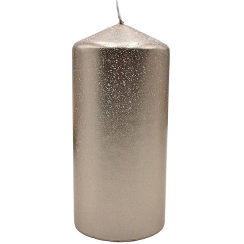 Hochwertige XL Dekokerze als Stumpen - Stumpenkerze, Haushaltskerze, Tafelkerze mit Glitterfinish in Cappuccino, Größe L/B/H: ca. 7 x 7 x 15 cm. Hochwertige XL Dekokerze als Stumpen - Stumpenkerze, Haushaltskerze, Tafelkerze mit Glitterfinish in Cappuccino, Größe L/B/H: ca. 7 x 7 x 15 cm. von Dekohelden24