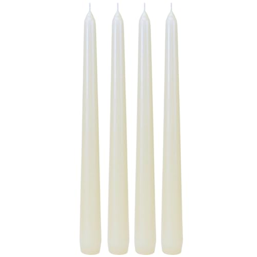 Dekohelden24 Spitzkerzen, Stabkerzen, Tafelkerzen, Tischkerzen, Leuchterkerzen im 4er Set in Weiß, Lieferumfang 4 Stück, Größe: H/Ø ca. 25 x 2 cm. Dekohelden24 Spitzkerzen, Stabkerzen, Tafelkerzen, Tischkerzen, Leuchterkerzen im 4er Set in Weiß, Lieferumfang 4 Stück, Größe: H/Ø ca. 25 x 2 cm. von Dekohelden24