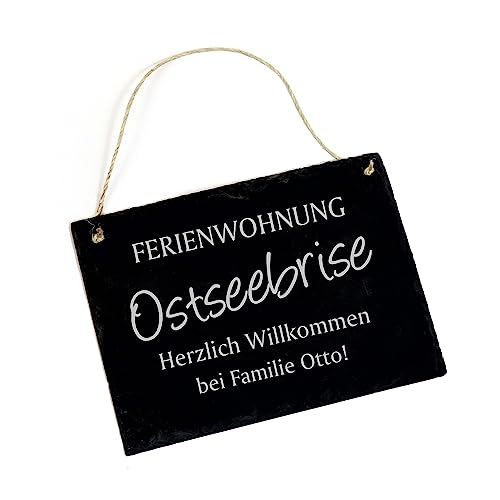 Ferienwohnung personalisiert Herzlich Willkommen Schild Schiefertafel graviert Fewo Wohnungsdeko 22 x 16 cm Ferienwohnung personalisiert Herzlich Willkommen Schild Schiefertafel graviert Fewo Wohnungsdeko 22 x 16 cm von DEKOLANDO