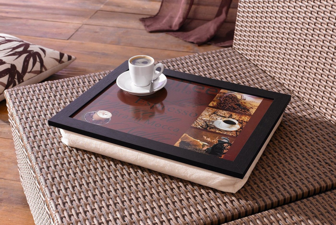 Dekoleidenschaft Laptop Tablett Knietablett Kaffee" 43 cm, mit Kissen, Betttablett, Schoßtablett" von Dekoleidenschaft