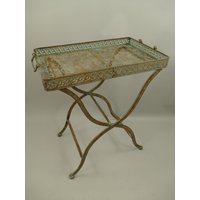 Blumentisch - Gartentisch Mit Grünem Patina-Eisen Atemberaubendes Gartendesign Wohnkultur Für Draußen von DekorStyle