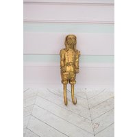 Lustiger Hund in Uniform Wandbehang - Schrulliges Hundedekor Für Zuhause, Eingangsbereich, Einzigartiges Geschenk Hundeliebhaber Und Tierliebhaber von DekorStyle