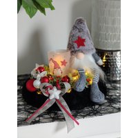 Fellkranz Tischdekoration Winter Wichtel Windlichtglas Geschenk Fellkranz Tischdekoration Winter Wichtel Windlichtglas Geschenk von DekostudioBirgit