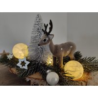 Tischdeko Tischgesteck Holzscheibe Hirsch Timer 10 Leds Tischdeko Tischgesteck Holzscheibe Hirsch Timer 10 Leds von DekostudioBirgit