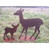 2Er Set Stehendes Reh 75cm Mit Rehkitz Auf Platte Edelrost Rost Metall Rostfigur + Kitz Rostige Gartendeko Herbstdeko von Dekowelt1111