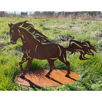 Pferd Galoppierend 43x30cm Auf Platte Rost Edelrost Gartendeko Metall Hengst Galopp Trabend Reiterhof Reiter Geschenk Rostige Deko Landhaus von Dekowelt1111