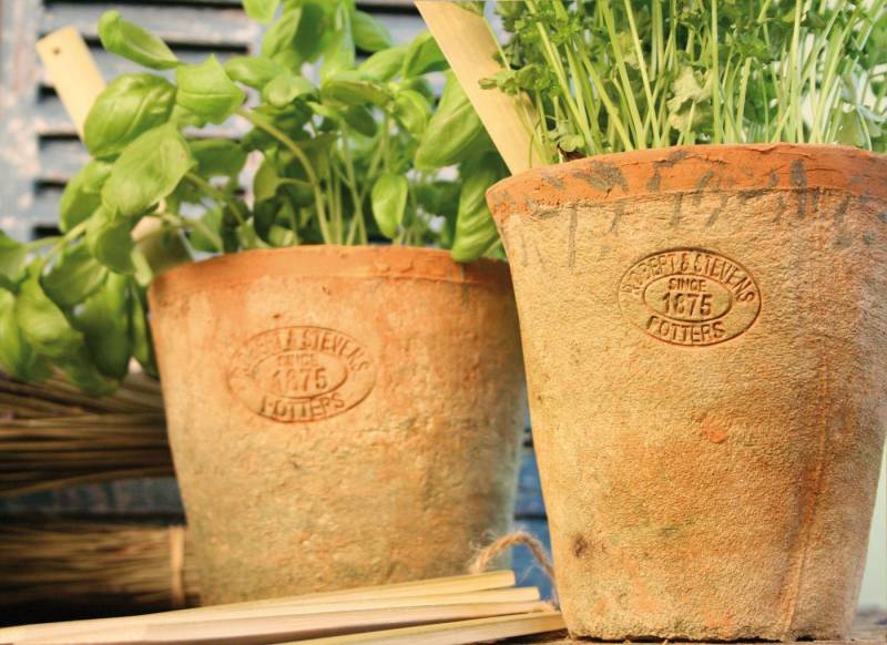 Dekowunder Übertopf degawo Aged Terracotta Blumentopf 2er Set – Eleganz für Ihren Garten von Dekowunder