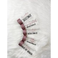Brautjungfern Glitzernde Schnapsgläser | Personalisierte Glitter Braut Gastgeschenke Geschenke Für Die Hochzeit von JennyLovesGlitterLLC