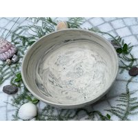 Grau-Weiße Marmorierte Keramik Nerikomi Schale in Grau-Weißer Handgefertigte Aus Achat Weiß Und Grau Marmoriert Grau-Weiße Marmorierte Keramik Nerikomi Schale in Grau-Weißer Handgefertigte Aus Achat Weiß Und Grau Marmoriert von DelicateIntricacies