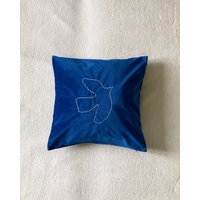 Handbestickter Kissenbezug Aus Samt - Der Vogel 40 X cm Handbestickter Kissenbezug Aus Samt - Der Vogel 40 X cm von Delicateminiature