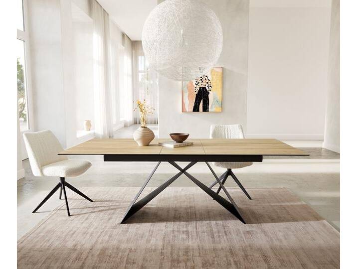 Esstisch Edge 180-220x100 Keramik Laminam® Sabbia Eichefarbig V-Gestell Flachstahl Schwarz ausziehbar, Esstische von Delife