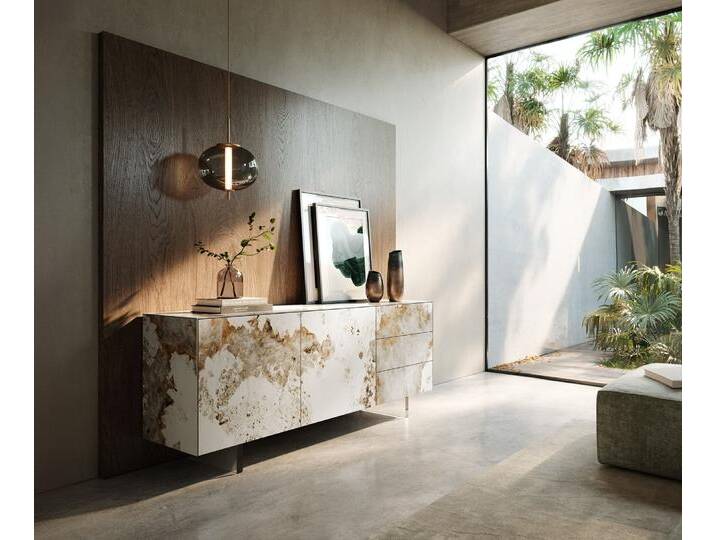 Sideboard Cuor 180 cm Keramik Minas Melange Weiß-Beige 2 Türen 3 Schubfächer Fuß Schwebeoptik Acrylglas, Sideboards von Delife