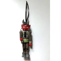 Krampus Nussknacker Ornament, Vollfarbe, Resin Skulptur | Fabelwesen Figur Einzigartige Dark Christmas Demon, Gothic Feiertags Dekoration von Dellamorteco