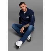 DELMAO Sweatshirt "Troyer" mit moderner Ärmeltasche DELMAO Sweatshirt "Troyer" mit moderner Ärmeltasche von Delmao