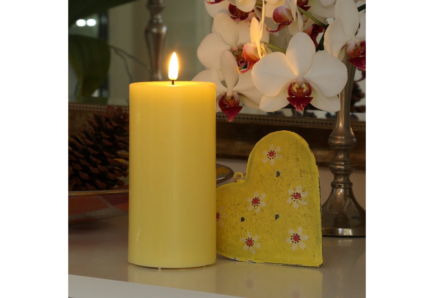Deluxe Homeart LED-Kerze Mia Echtwachs Deluxe Wachsspiegel flackernd H: 15cm D: 7,5cm gelb von Deluxe Homeart