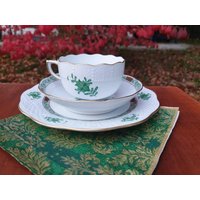 Herend Porzellan Kaffeegedeck Serie Apponyi Grün Handpainted Coffee Trio 3 Er Set von DemDemShop