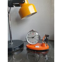 Vintage Uhr, Wecker, Kalender Tischuhr, Antike Orange Space Age Age, Uhr Vintage Uhr, Wecker, Kalender Tischuhr, Antike Orange Space Age Age, Uhr von DemDemShop