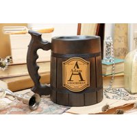 Personalisierter Hirsch Party Favor Monogramm Bierkrug Junggesellenabschied Goft Gravur Holzbecher Trauzeugen Geschenk Jubiläum Weeding Personalisierter Hirsch Party Favor Monogramm Bierkrug Junggesellenabschied Goft Gravur Holzbecher Trauzeugen Geschenk Jubiläum Weeding von DenmarkLeatherCo