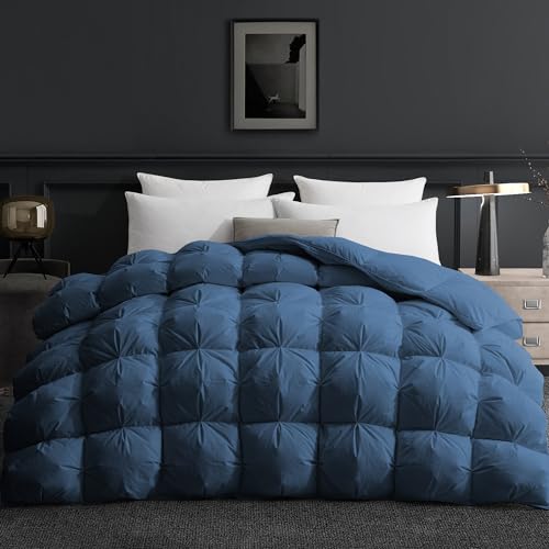 Deodar Bettdecke Ganzjahresdecke 155x220, Daunendecke mit 1300g Daunen|Feder Füllung, 100% Baumwolle Bettzug, 3D Flaumige Konstruktion Atmungsaktiv Warm, Waschbar, Öko-Tex, RDS, Marineblau von Deodar