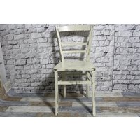 Shabby Küchenstuhl Holzstuhl Stuhl Elfenbein Weiß 60Er Jahre Chic Möbel Vintage Landhaus Country Shabby Küchenstuhl Holzstuhl Stuhl Elfenbein Weiß 60Er Jahre Chic Möbel Vintage Landhaus Country von DerKleineShabbyLaden