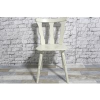 Shabby Küchenstuhl Holzstuhl Stuhl Esszimmerstuhl Elfenbein Weiß 60Er Jahre Chic Möbel Vintage Landhaus Country Shabby Küchenstuhl Holzstuhl Stuhl Esszimmerstuhl Elfenbein Weiß 60Er Jahre Chic Möbel Vintage Landhaus Country von DerKleineShabbyLaden
