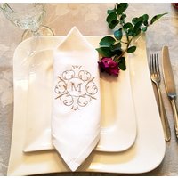 Bestickte Serviette, Serviette Mit Edler Stickerei, Monogramm Bestickte Serviette, Serviette Mit Edler Stickerei, Monogramm von DerXteStich